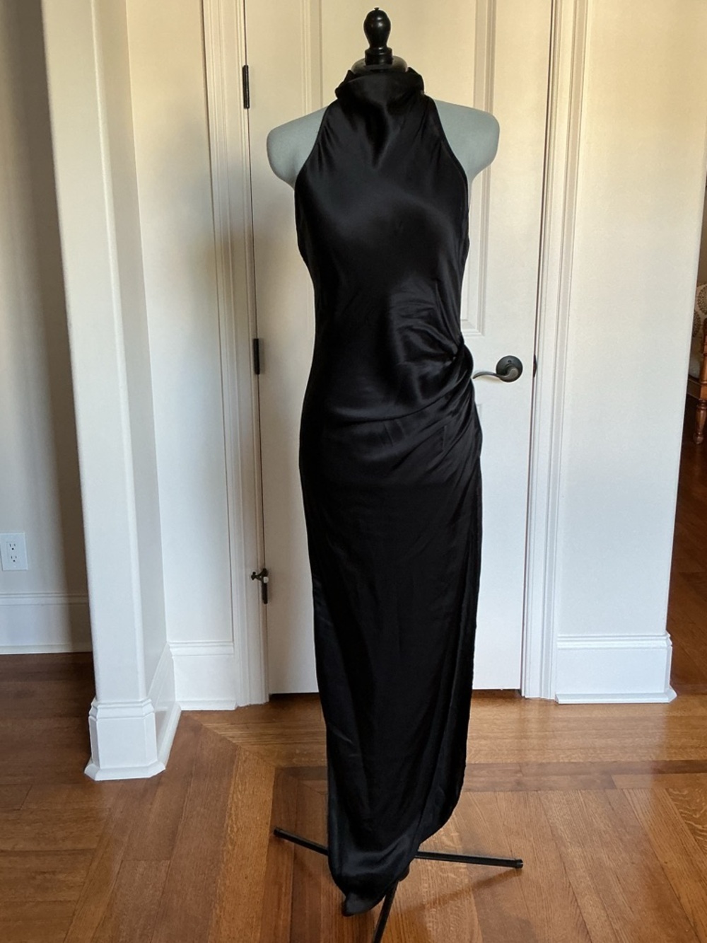 Amanda Uprichard x Revolve Samba Gown - Picture 3 of 4